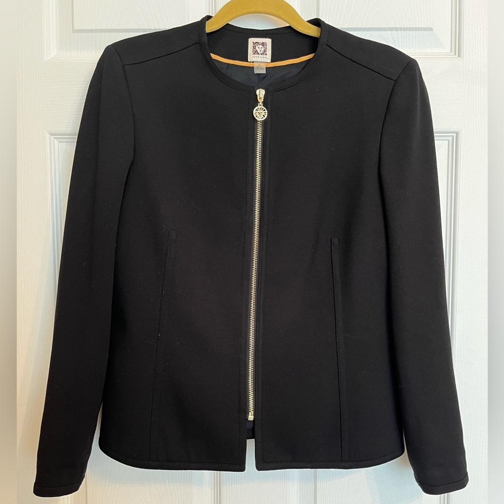 Anne Klein Jacket Black with Gold Zipper Lined Sz 4 Long Sleeve NWOT